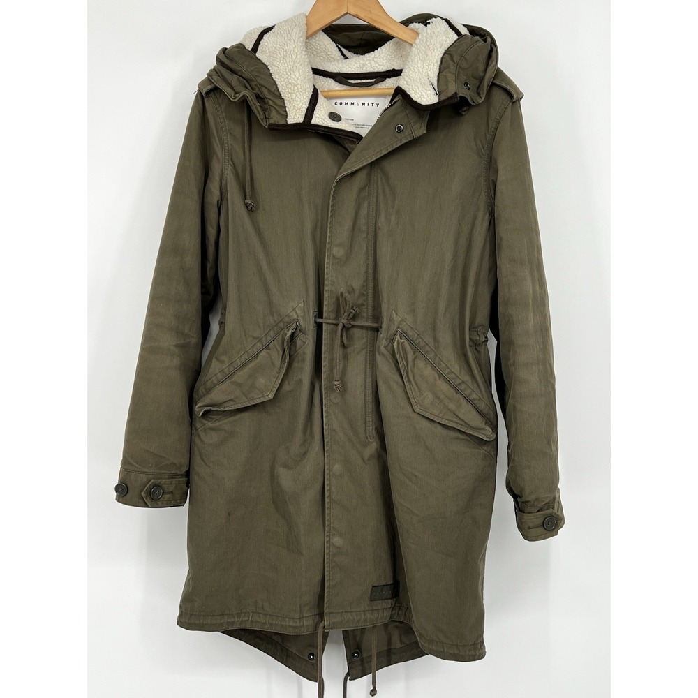 Community Military Aritzia Premium Fishtail Parka Jacket Size XS Green